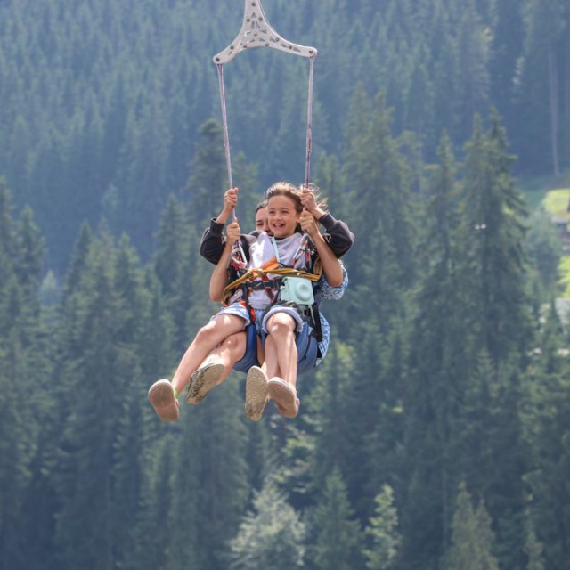 Výstavba nového lanového parku so zipline